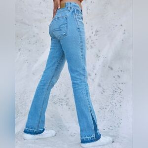 American Eagle Stretch Low-Rise
'90s Skinny Kick Jean size 8